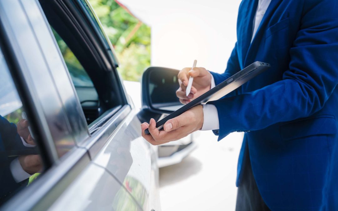 What Should You Say to the Insurance Adjuster After a Las Vegas Accident?